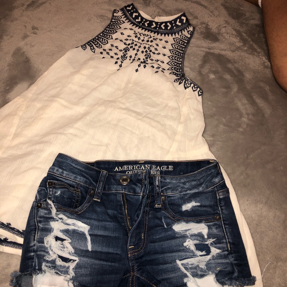 Super cute Altar’d state top